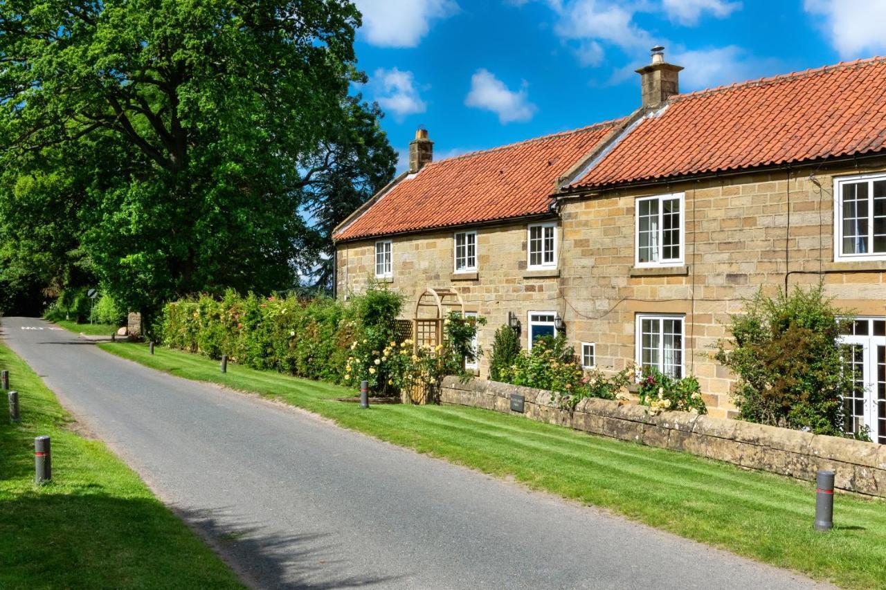 Woodlands Farm Hotel Osmotherley  Exterior photo